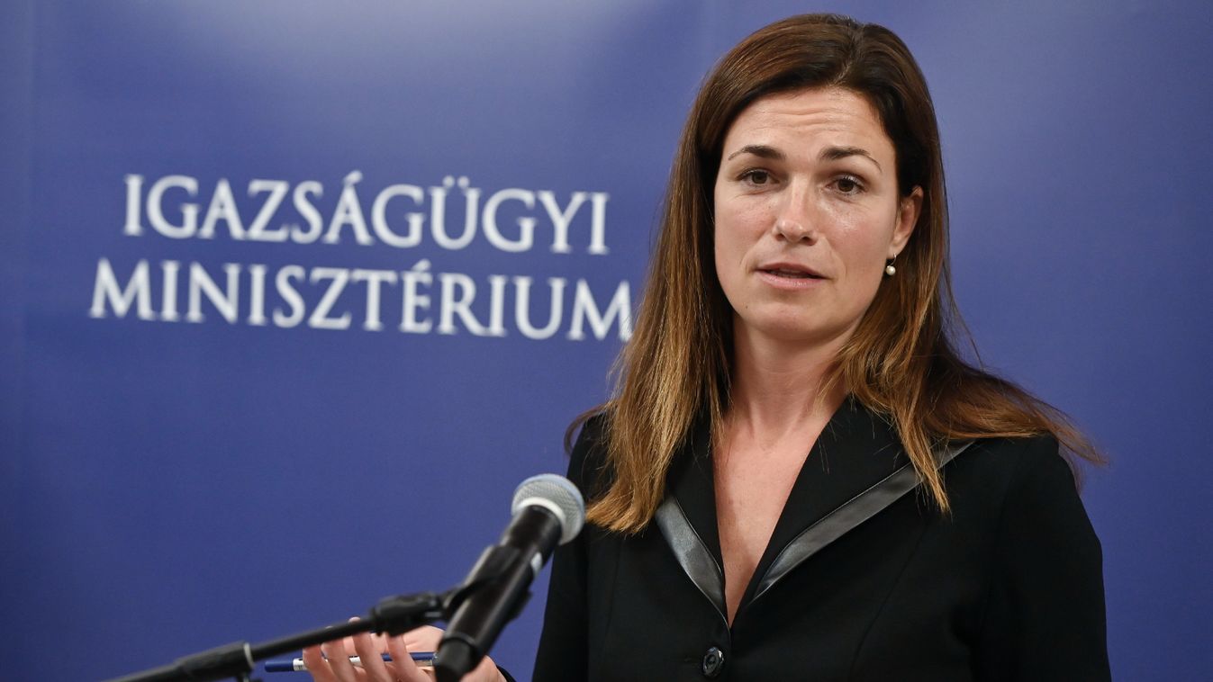 Varga Judit: a brüsszeli előítéletek maradnak, de az élet megy tovább