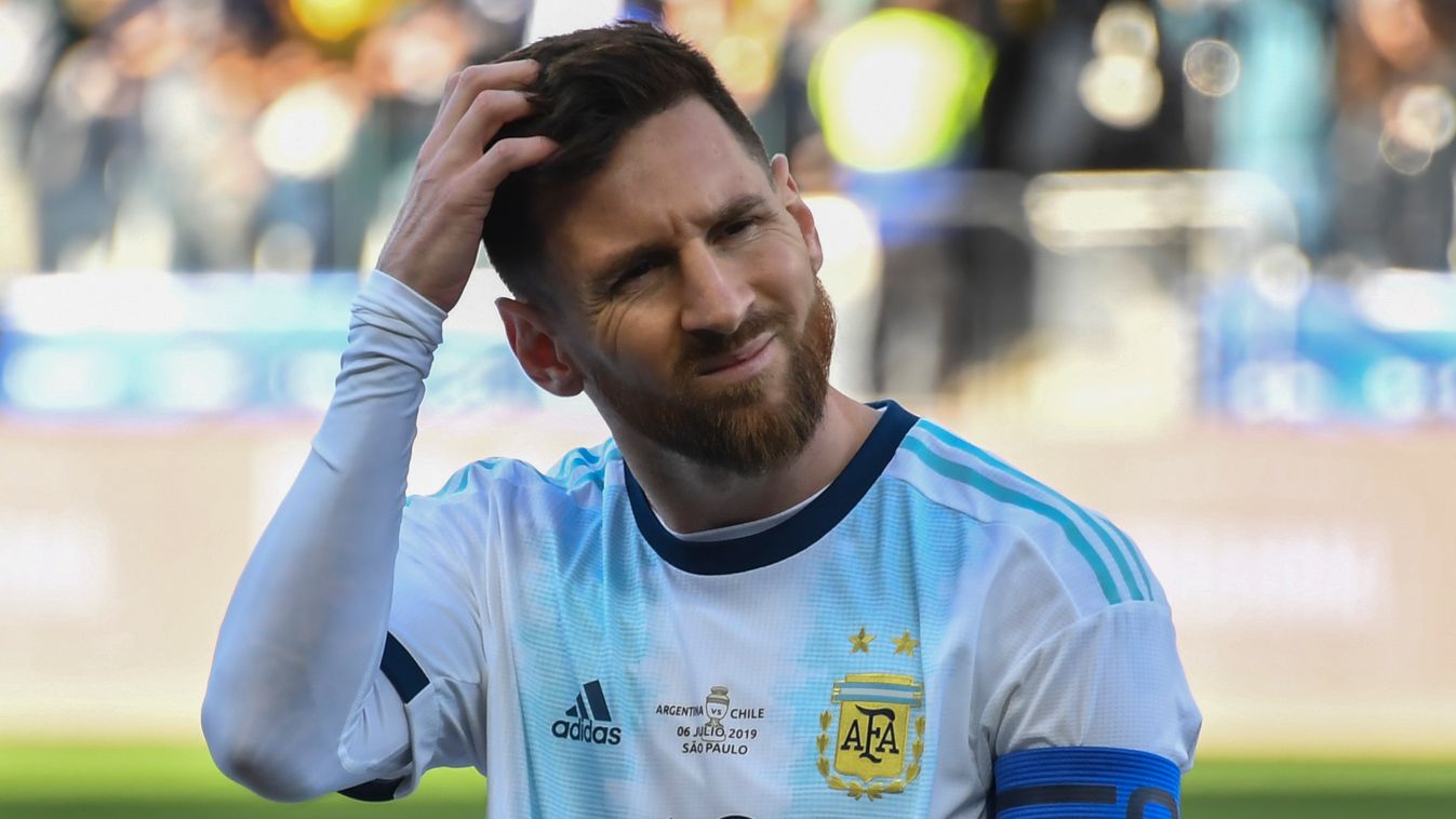Még csak a piros lap miatt tiltották el Messit