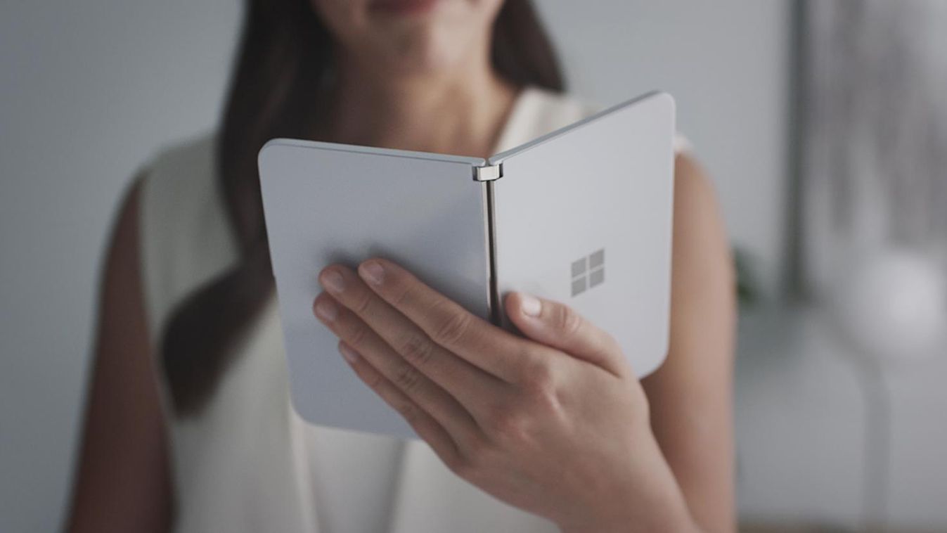 Váratlan húzás: okostelefonnal tér vissza a Microsoft (videó)