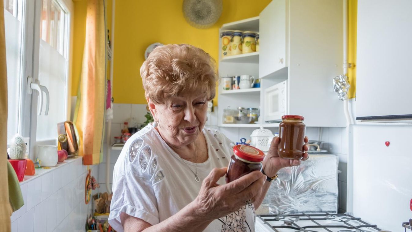 Pásztor Erzsi napokig ki sem mozdul otthonról