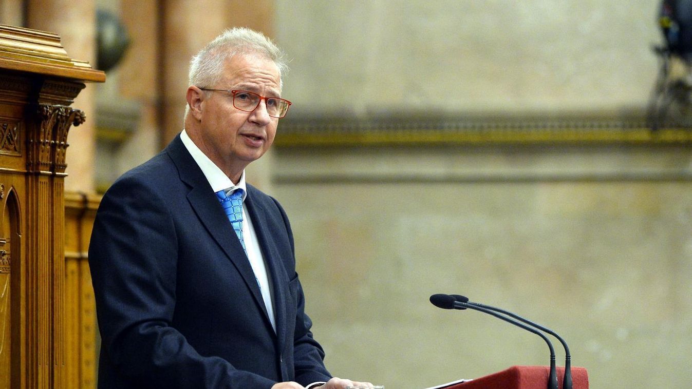 Trócsányi László: az Európai Néppártnak erős Fideszre van szüksége