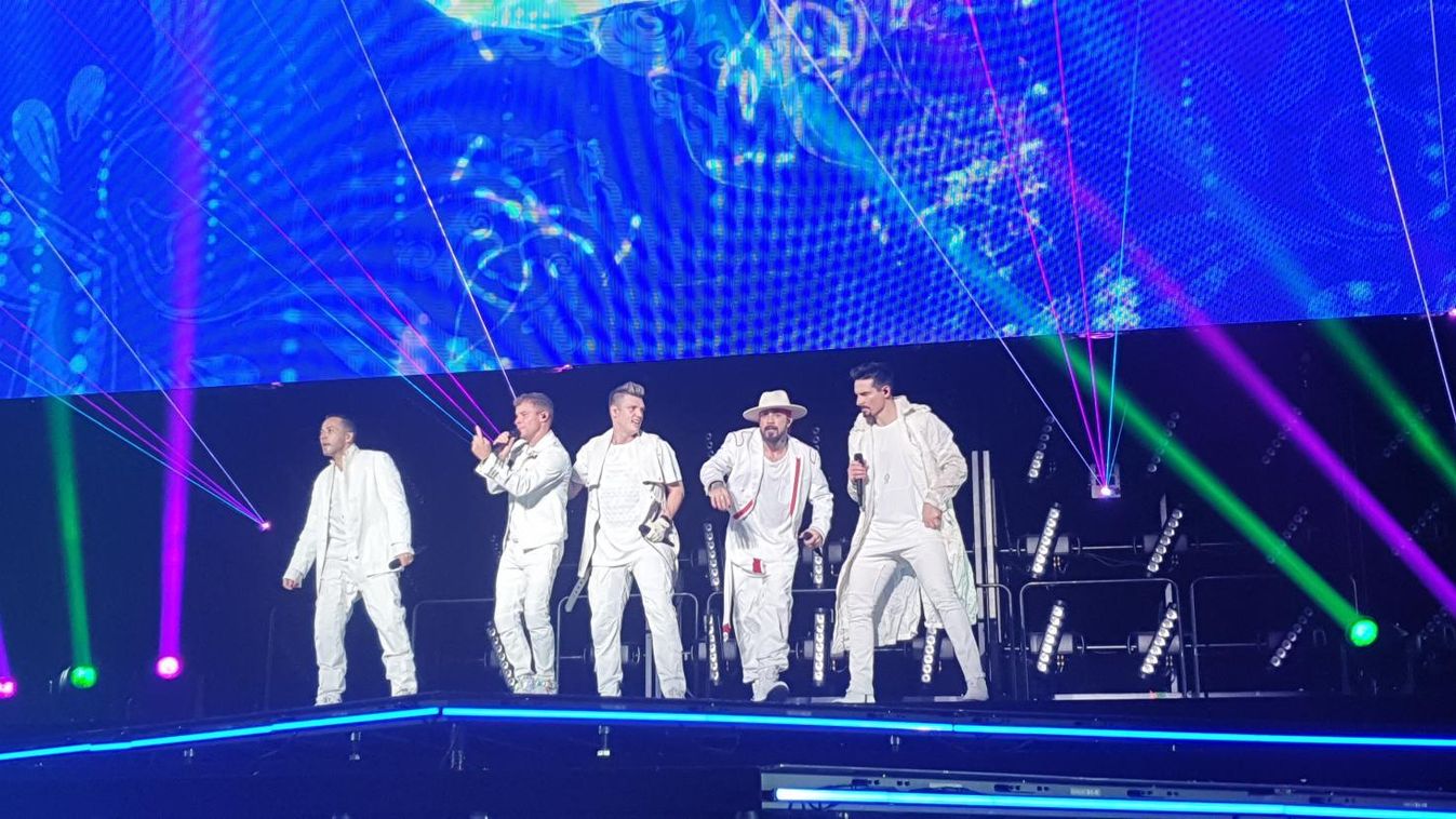 A génjeinkből jön elő – a Backstreet Boys Magyarországon koncertezett