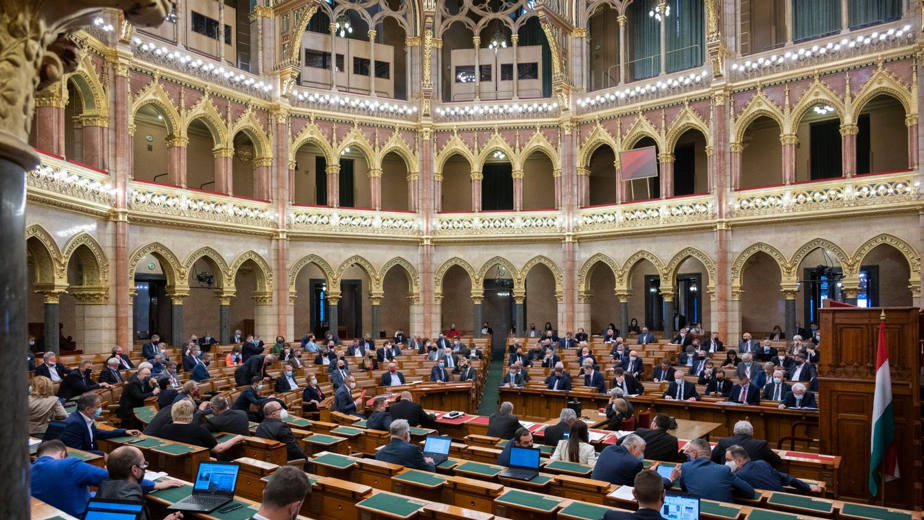 Karácsony csak bábu Gyurcsány kezében – szócsaták az Országgyűlésben (videó)