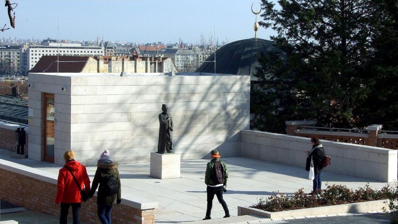 Mintegy hétezren jártak júniusban a Gül Baba Kulturális Központnál