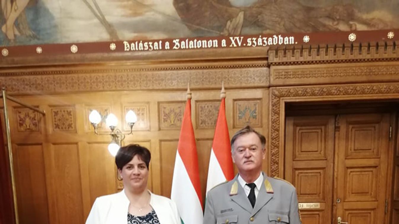 Családi hagyomány a tűzoltás a kitüntetett süttői édesanya életében