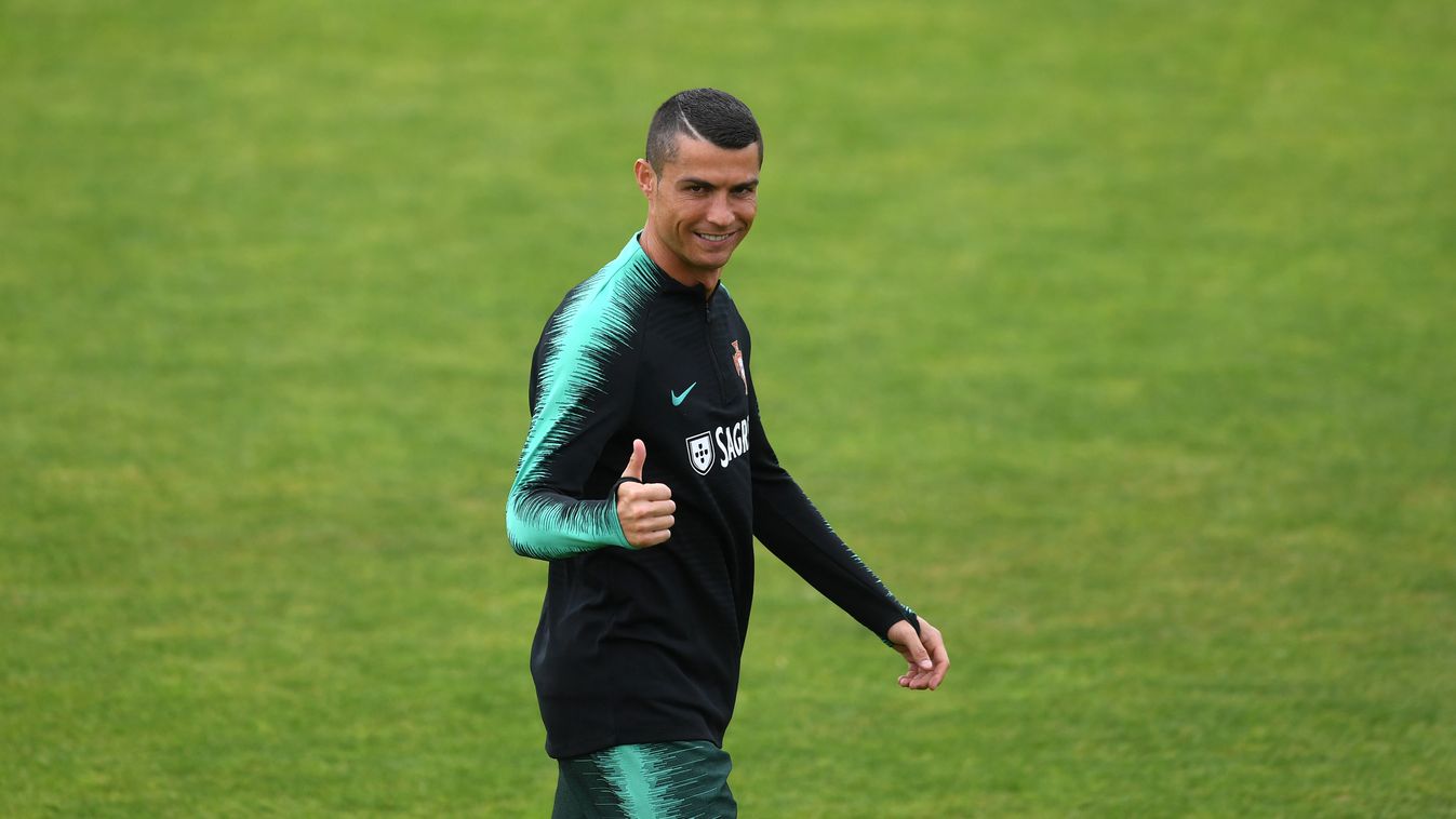 Ronaldo szerint nyerő csapattal utaznak a vb-re