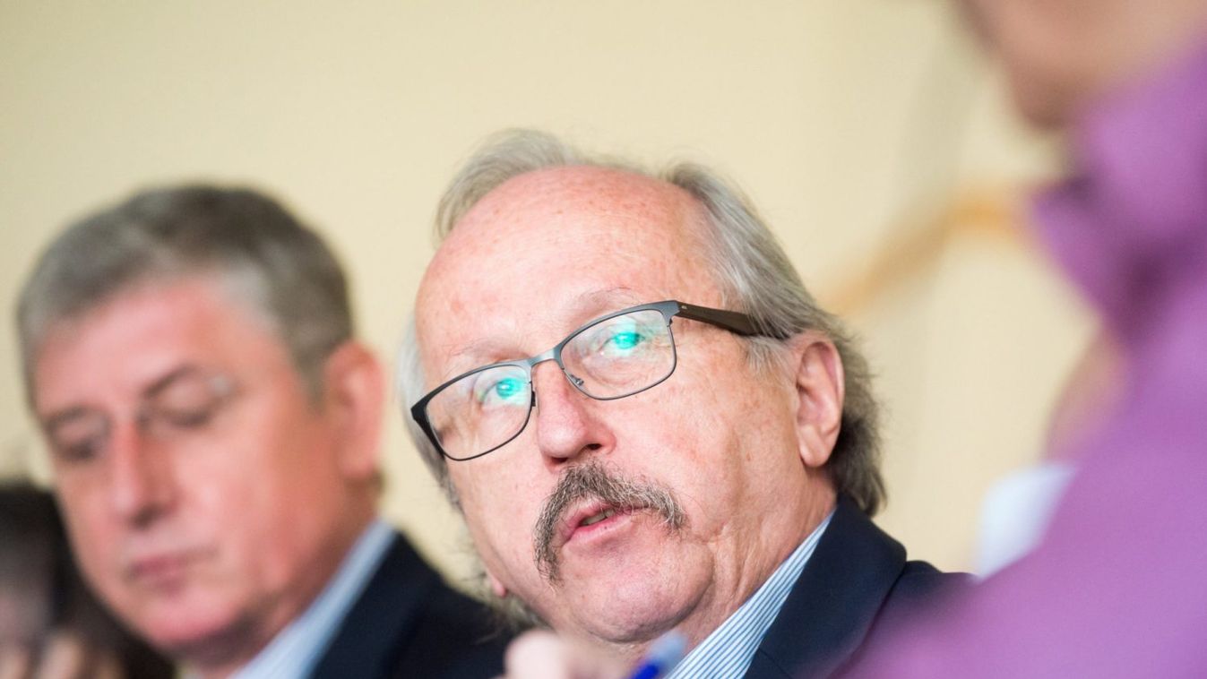 Máskor is a keresztények és a magyarság ellen hergelt a DK-s politikus