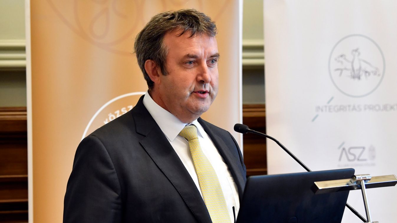 Palkovics: Magyarország az elsők között lábalt ki a válságból