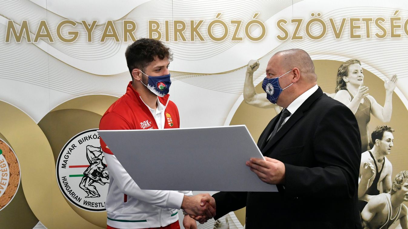 Németh Szilárd köszöntötte az olimpikon birkózókat