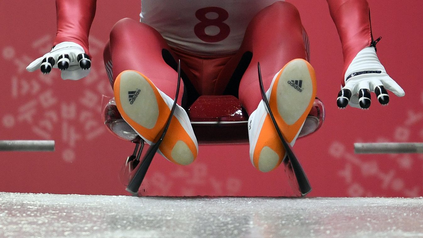 Megválik az ismert sportszergyártó amerikai márkájától