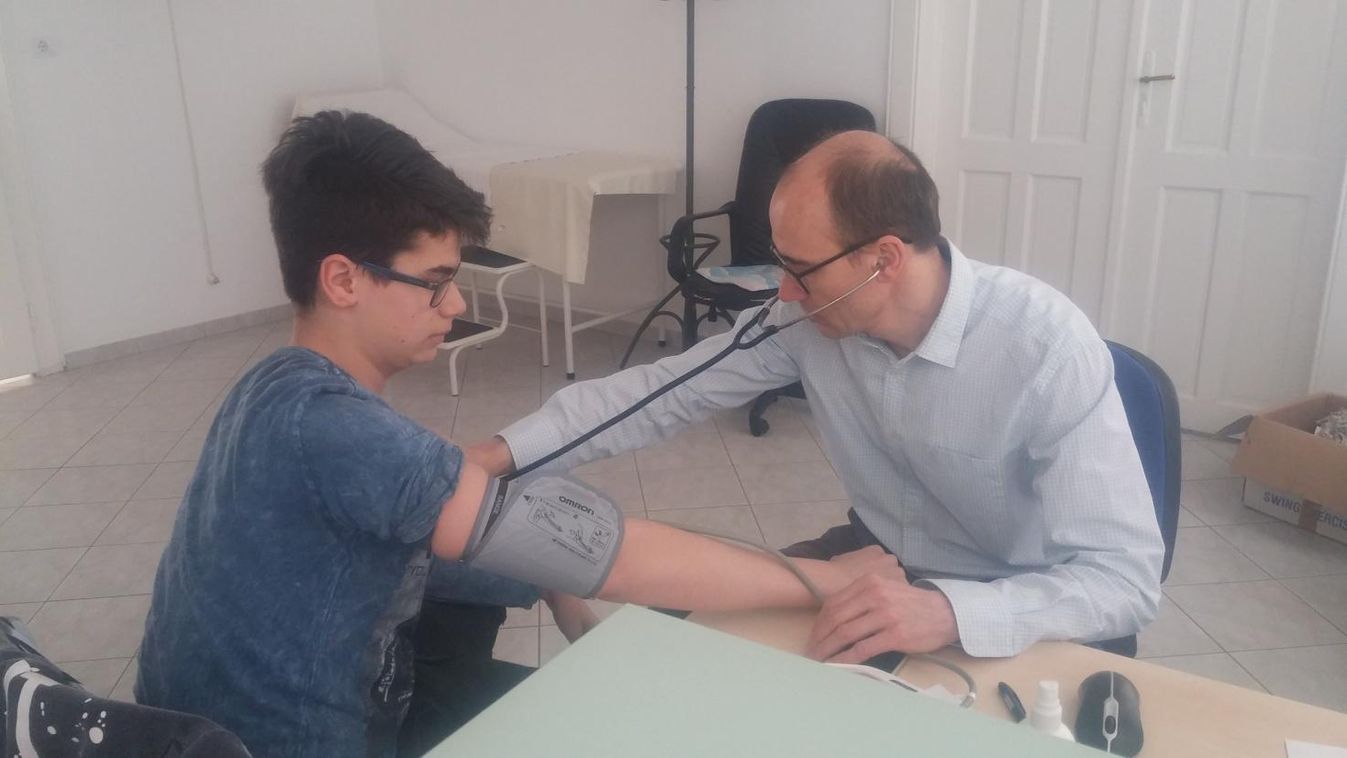 Szereti a munkáját, így sosem „dolgozik” a kömlődi orvos