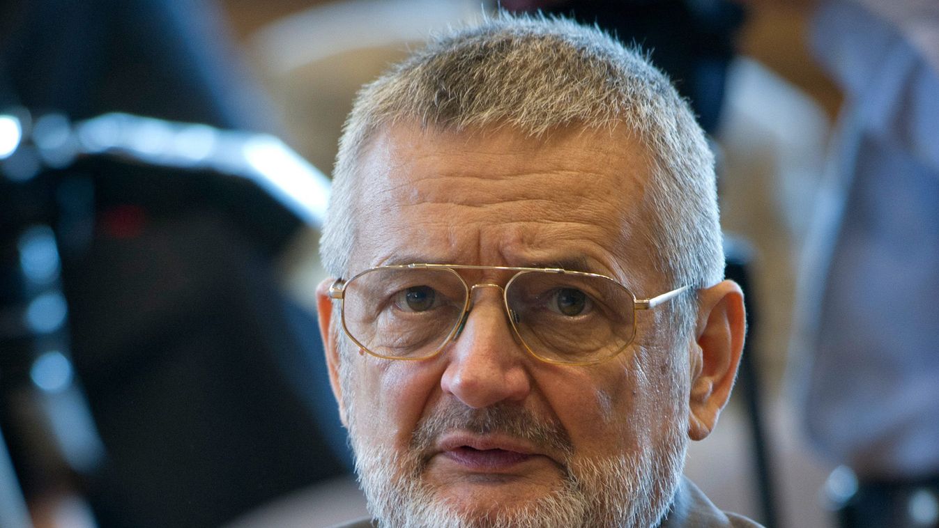 Csányi Vilmos etológus 85 éves