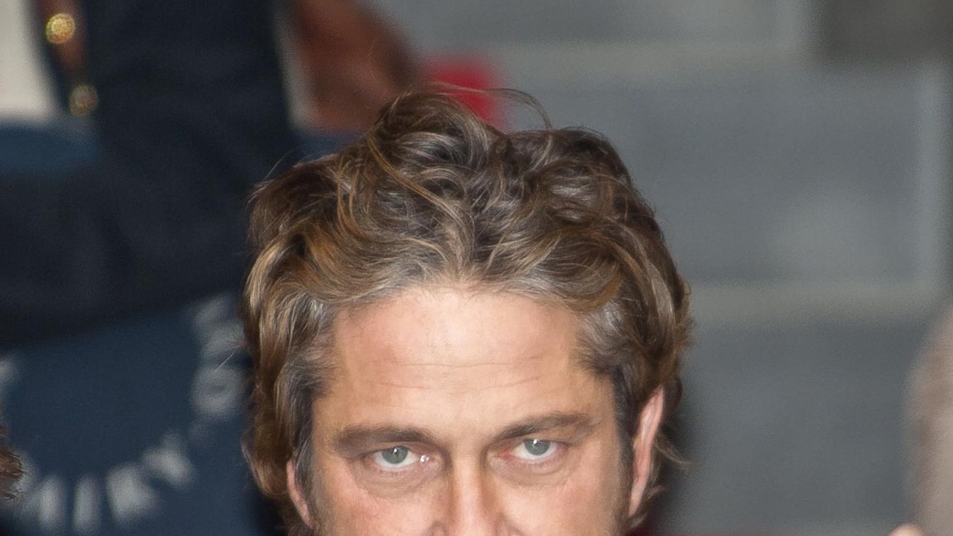 Gerard Butler újra odavág (videó)