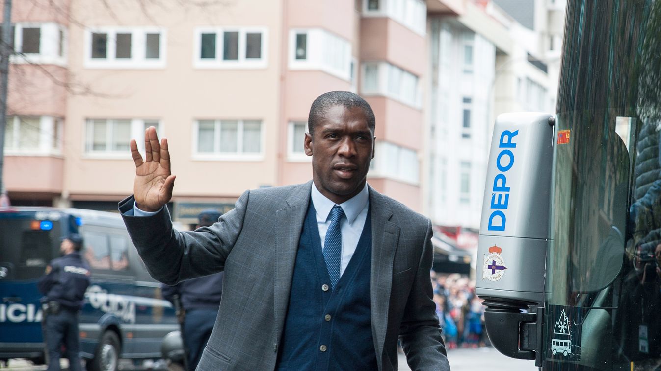 Kiesett a csapat, Seedorfnak is távoznia kell