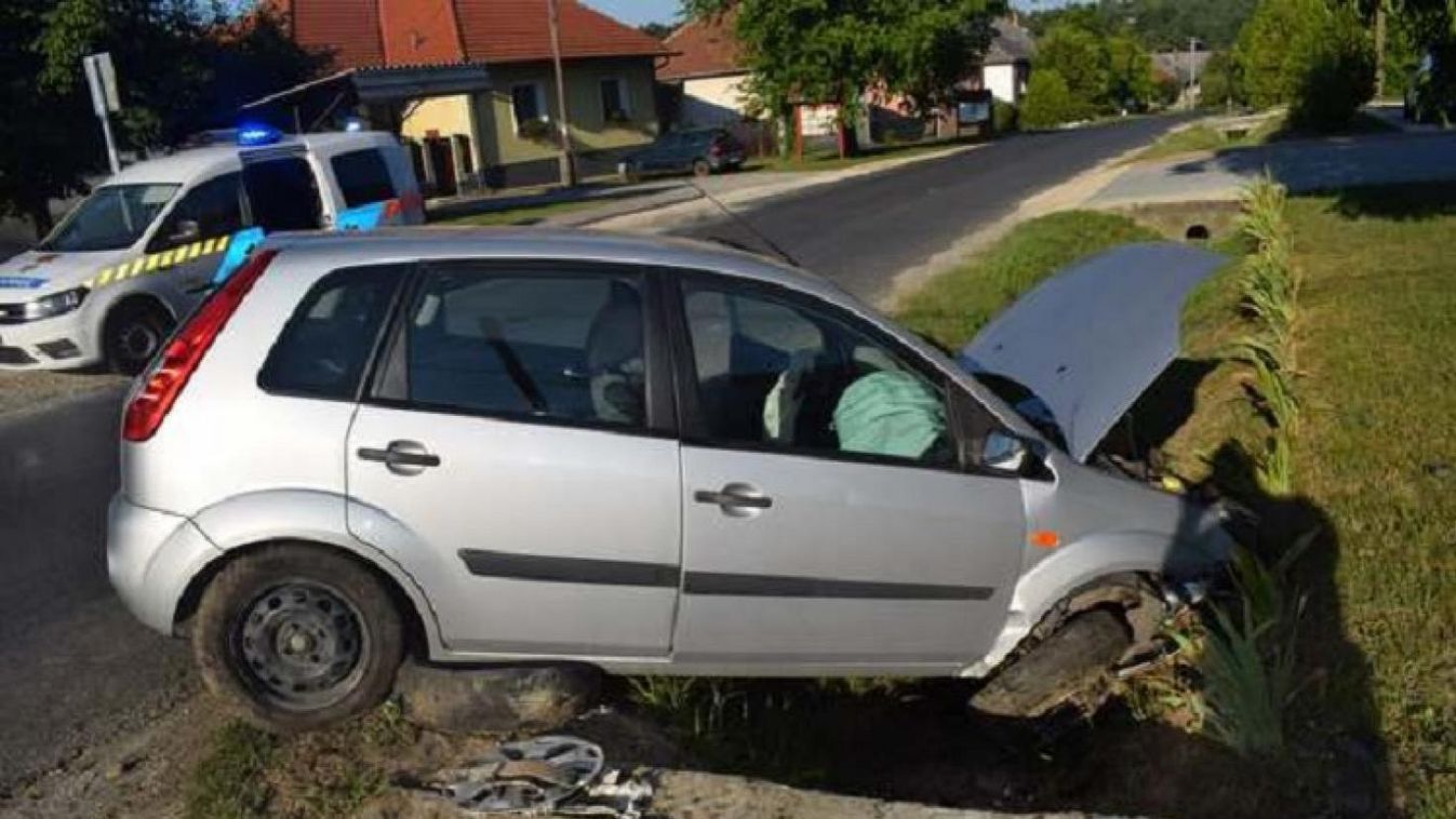 Az árokban kötött ki az ittas sofőr
