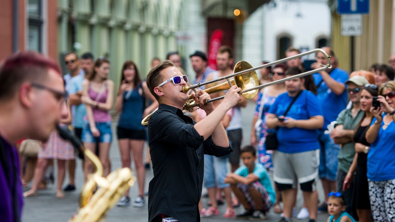 A Kelet Brass Band nyerte az egri utcazenész-fesztivált