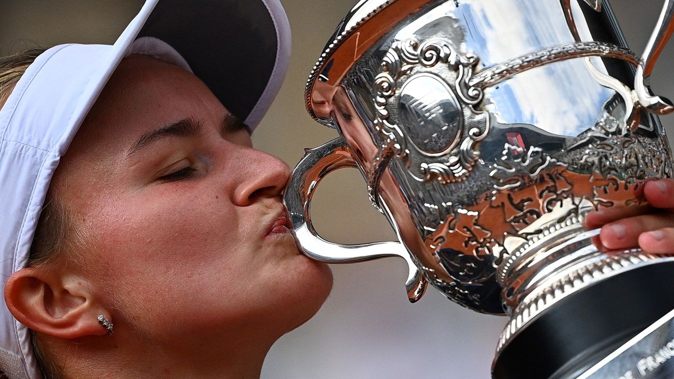 Barbora Krejcikova nyerte a Roland Garrost