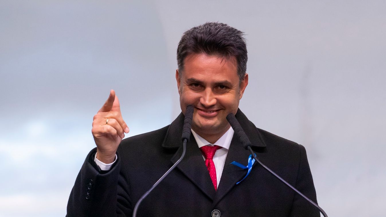 Századvég: Márki-Zay és Gyurcsány a migráció korlátozása helyett a befogadást hangsúlyozza