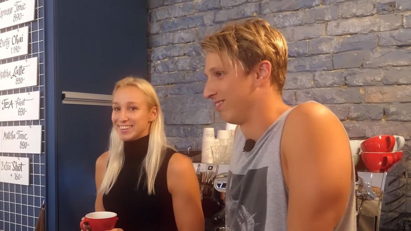 Miért takarít Verrasztó Evelyn egy kávézóban?