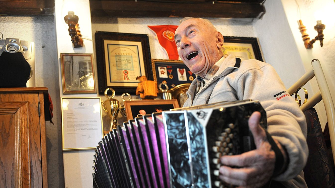 Elhunyt Tabányi Mihály harmonikaművész