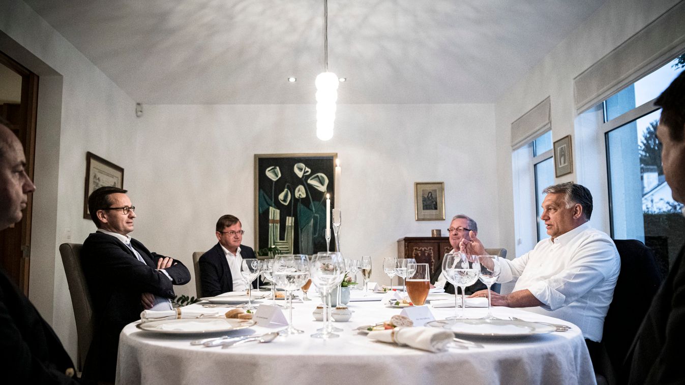 Továbbra is egységesek a visegrádiak a sorsdöntő uniós csúcson