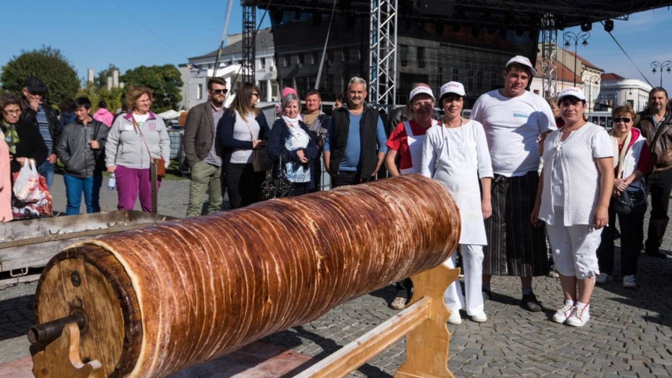 Pénteken startol Erdély legédesebb fesztiválja