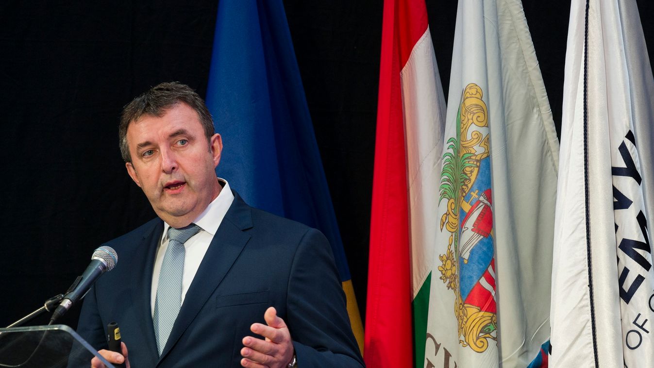 Palkovics: erősítik a V4-országok felsőoktatási együttműködését