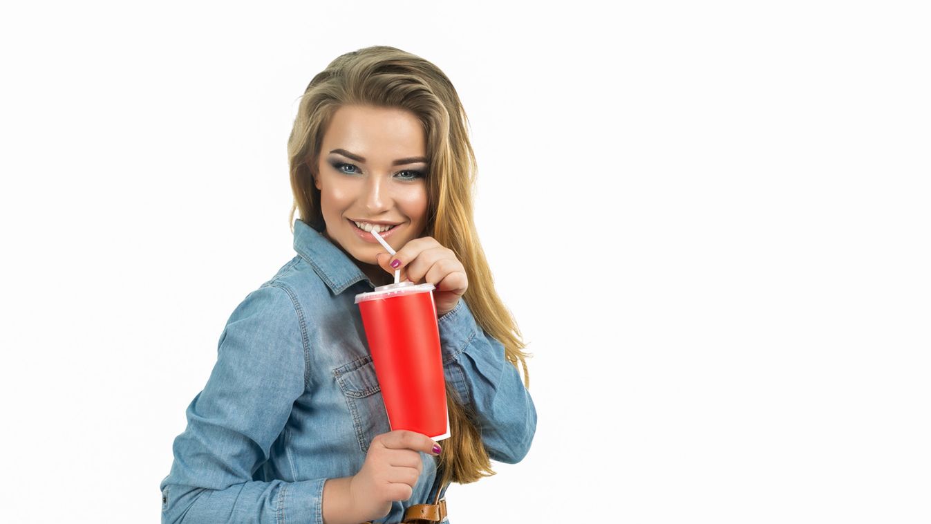 Kivonja egyszerhasználatos műanyagpoharait a Coca-Cola