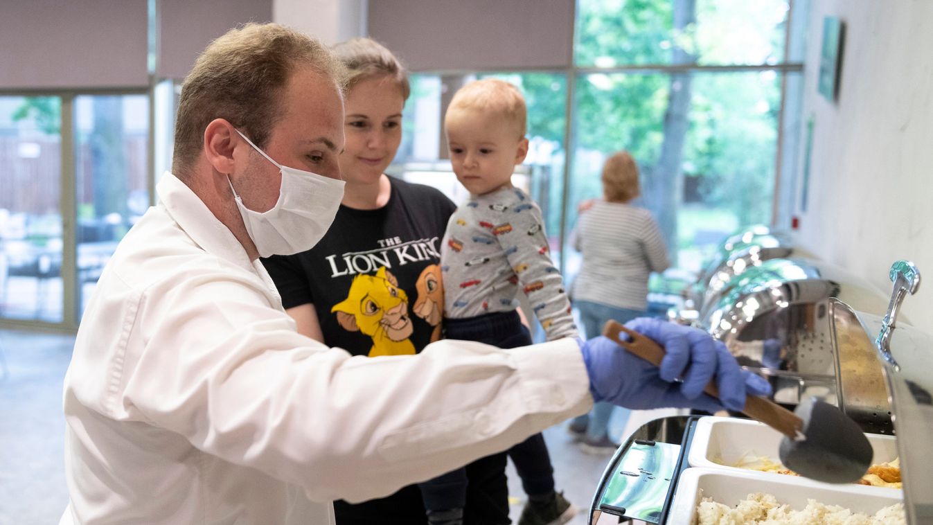 Májusban 92,7 százalékkal csökkent a vendégéjszakák száma