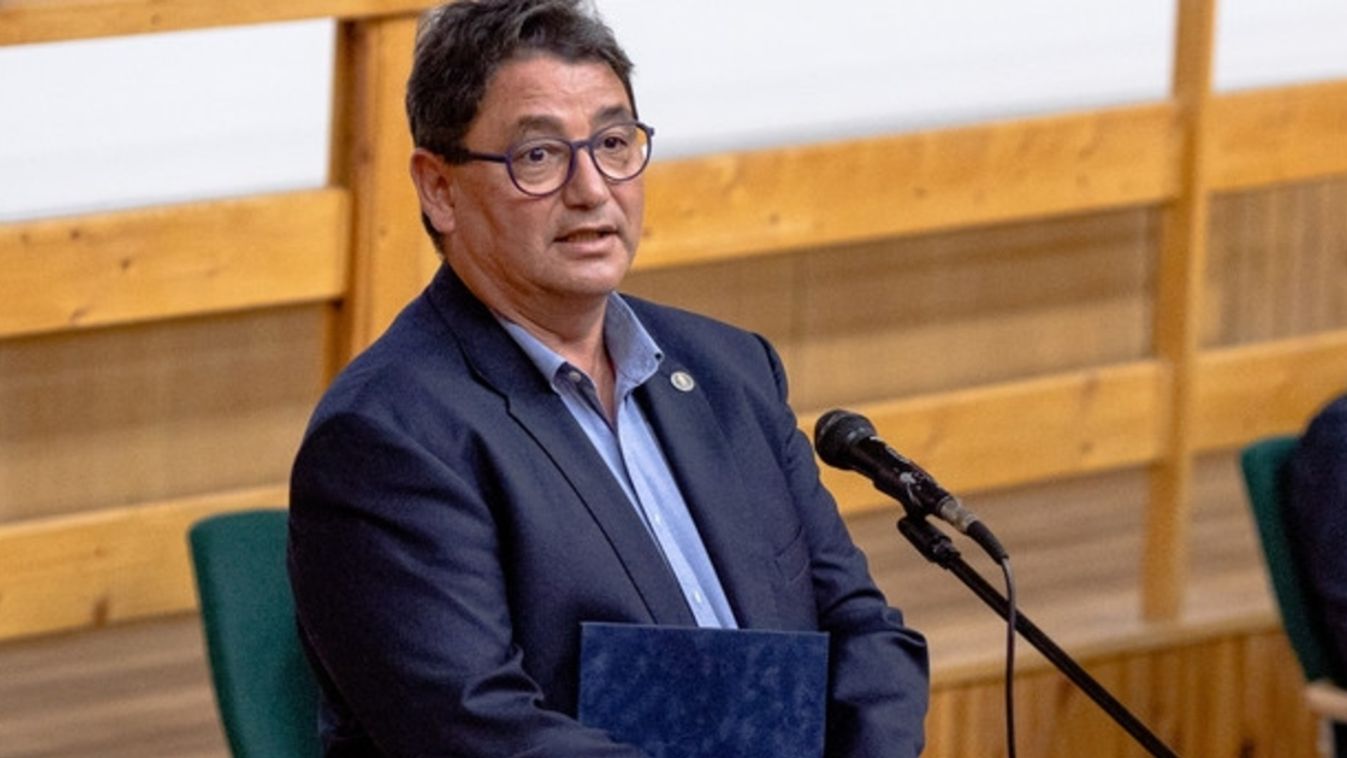 Merkely: a második-harmadik hullámhoz hasonló már nem lesz