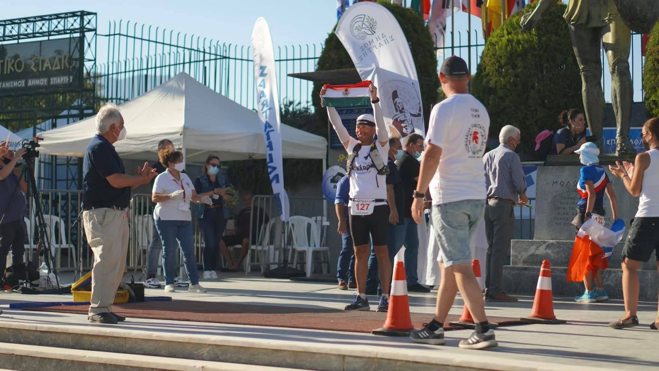 Hosszú távra tervezett, Komáromtól egészen Spártáig jutott