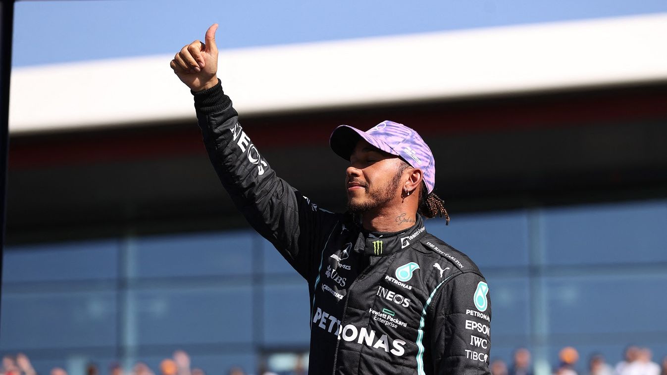 Hamilton nyerte a Brit Nagydíjat