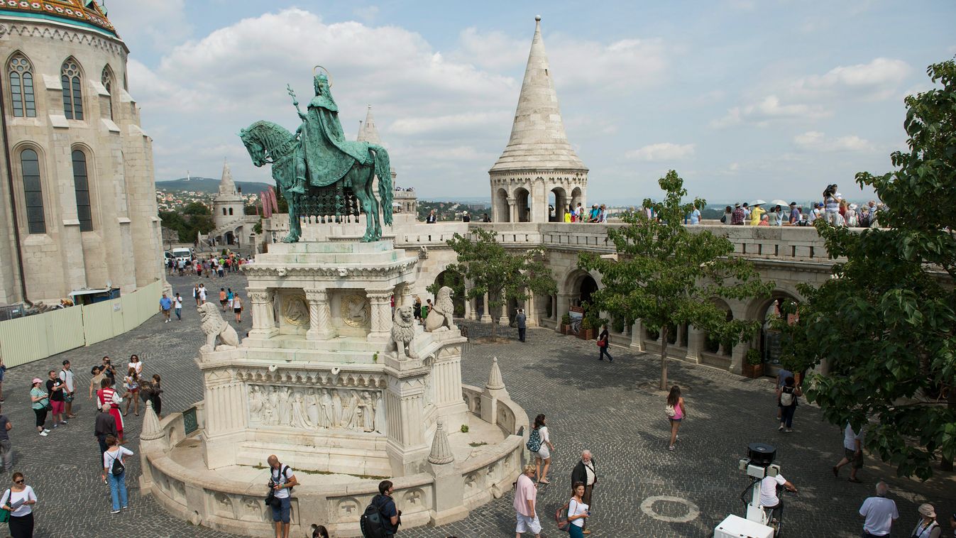 A Szép-kártyákról indult be a hazai turizmus