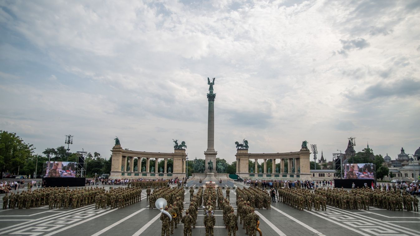 Benkő: a Magyar Honvédségre bármikor, bárhol, bármilyen feladatban lehet számítani
