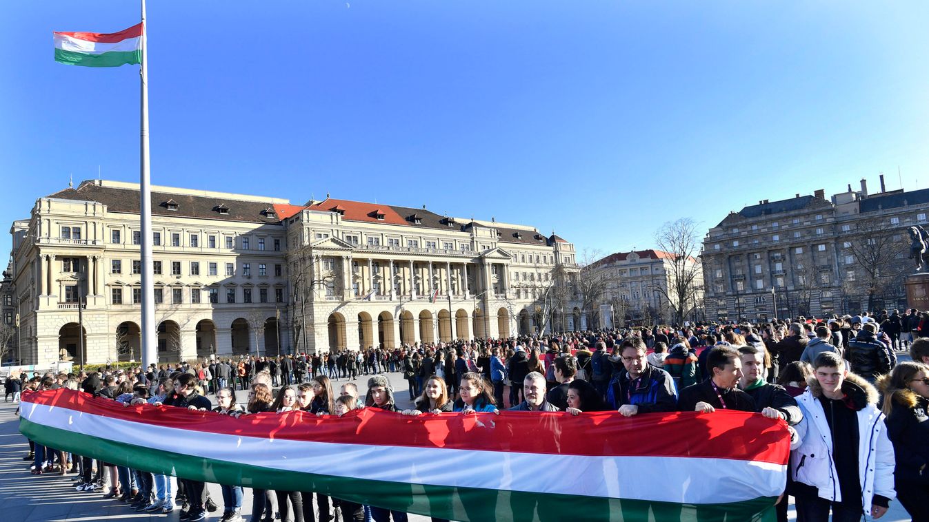 Videopályázat indul: mutasd meg, neked mit jelent az összetartozás!
