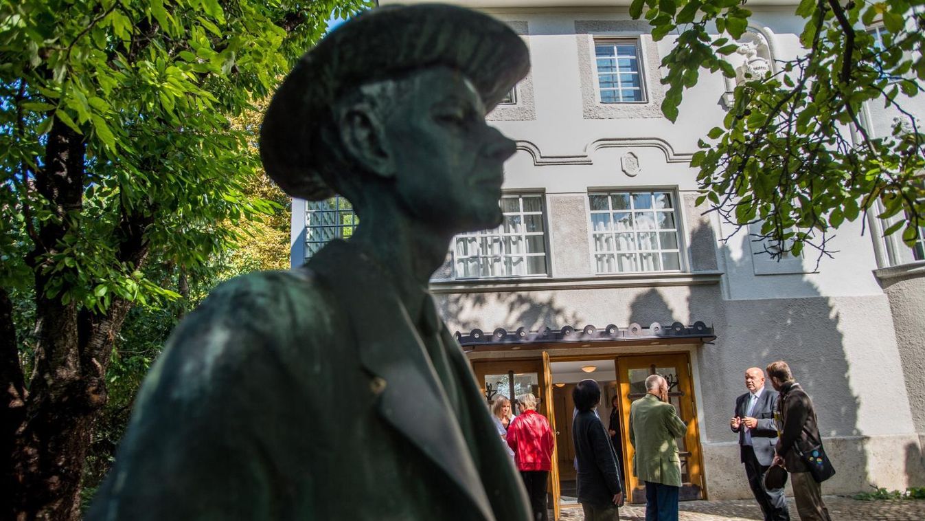 Több mint 200 mű érkezett a Bartók Világversenyre