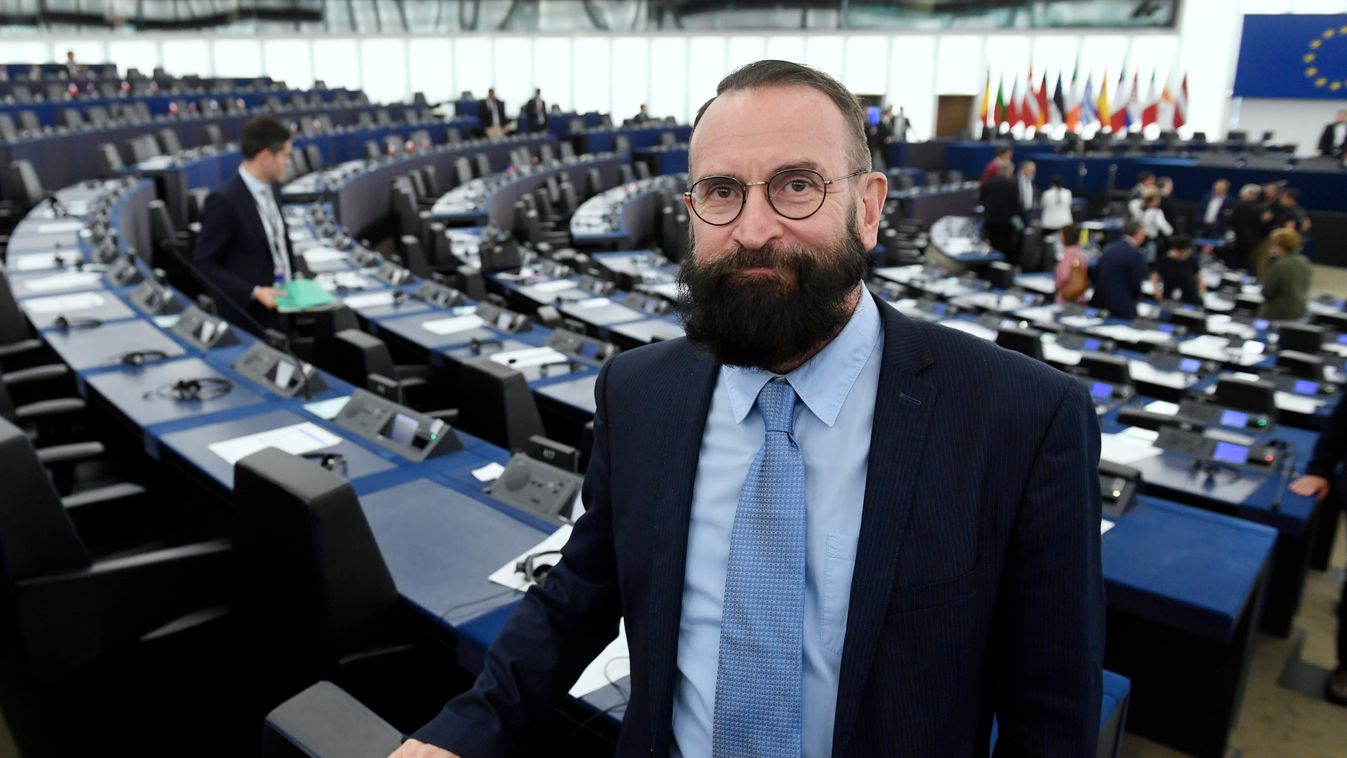 Szájer József: jogellenes az Európai Parlament járványhelyzetbeli működése