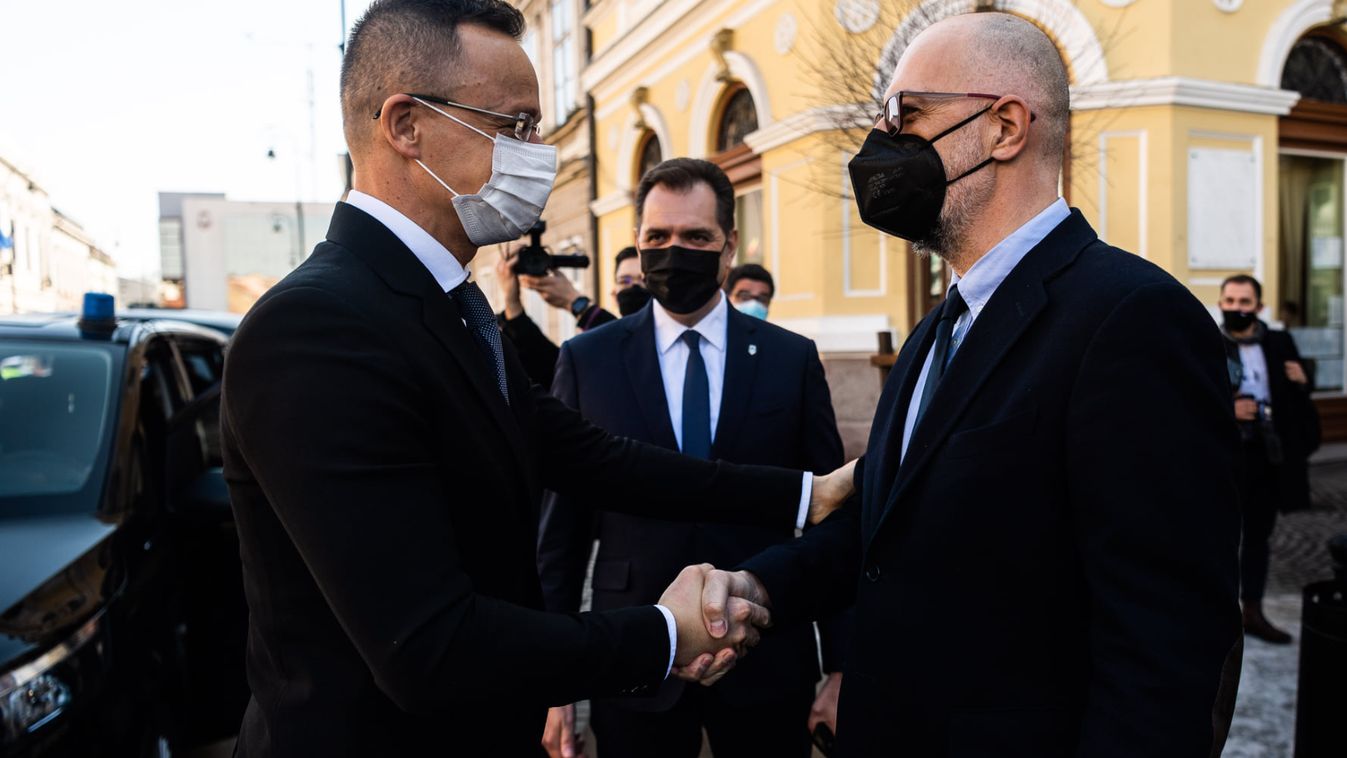 Szijjártó: biztosított a lehetősége annak, hogy egyetlen határon túli szavazat se vesszen el (videó)