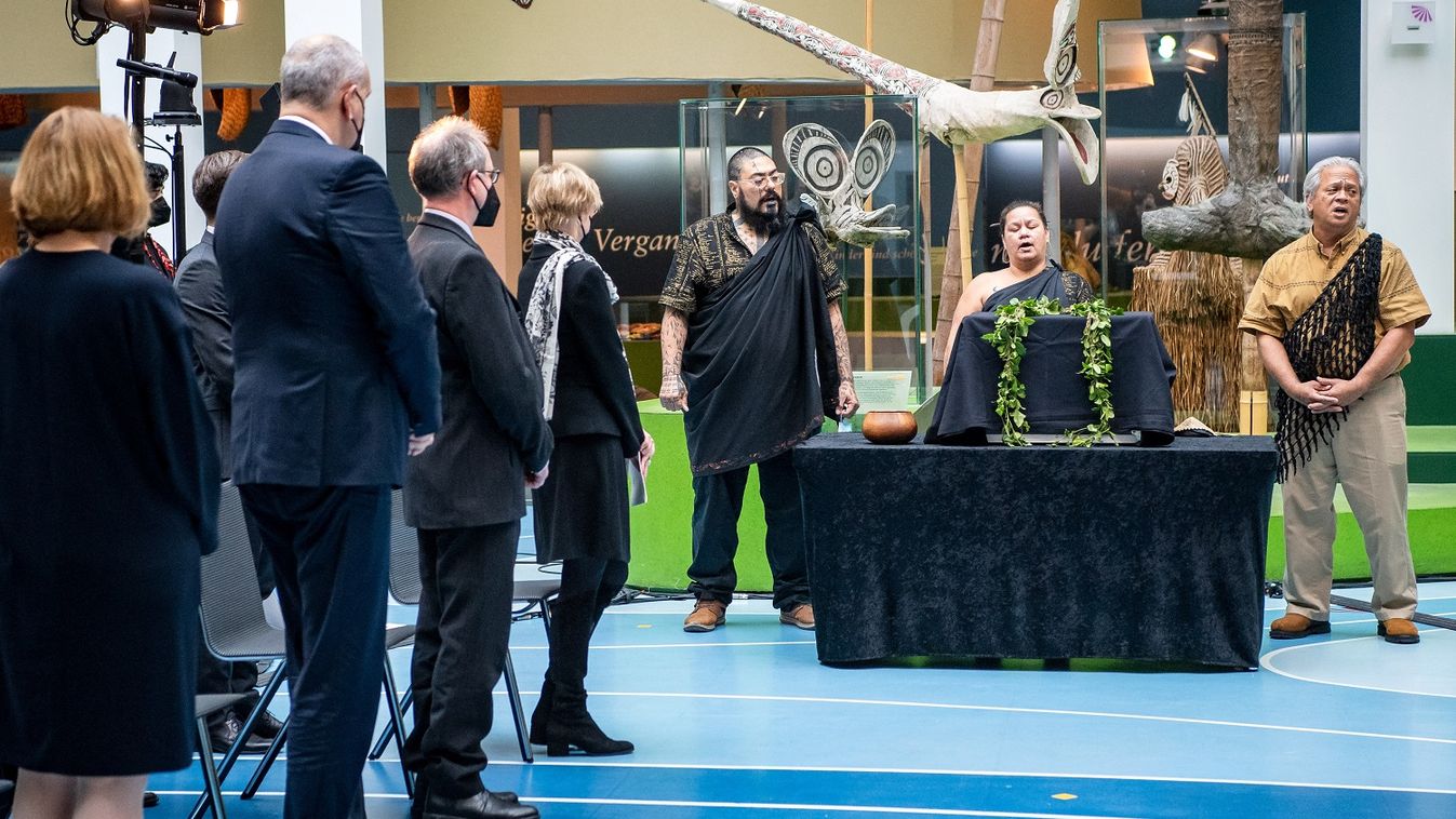 Elhurcolt koponyákat adtak vissza Hawaiinak német és osztrák múzeumok