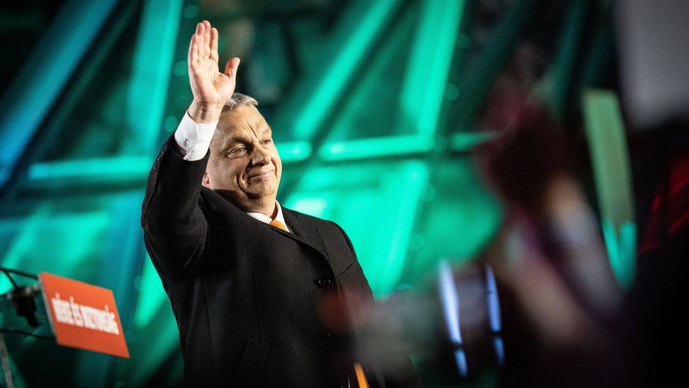Orbán Viktor: minden magyar ember számíthat a kormányra