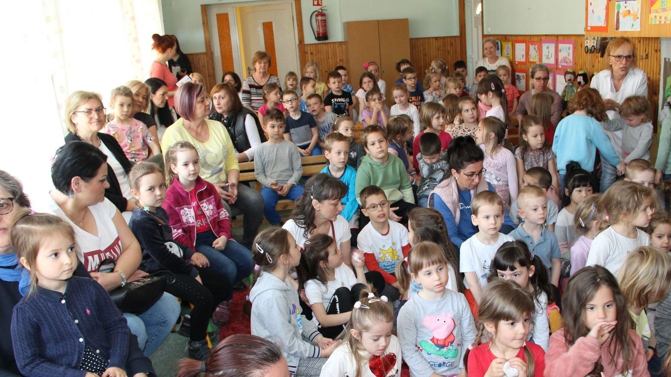 A bábozást népszerűsítette a komáromi ovisok fesztiválja