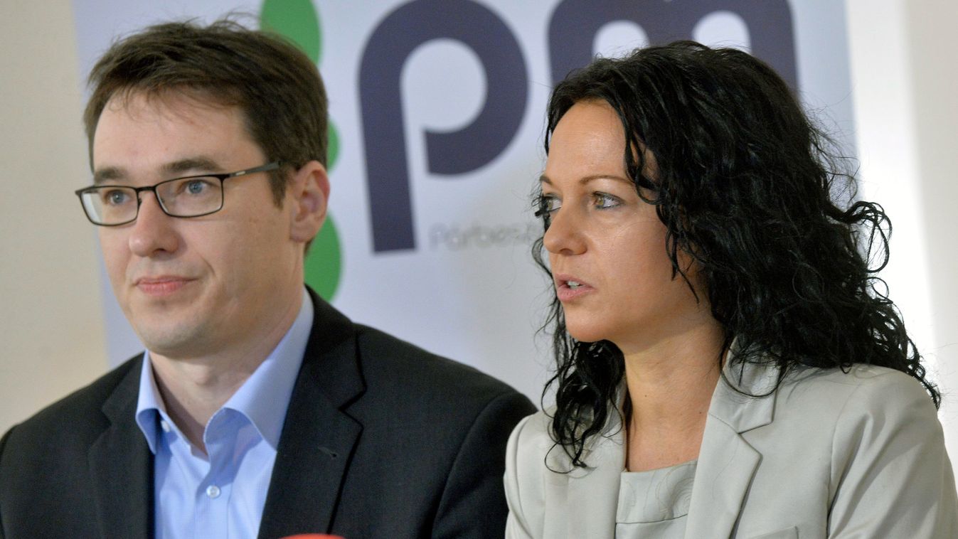 Karácsony Gergely és Szabó Tímea nullaszázalékos pártja mindig másokon élősködik