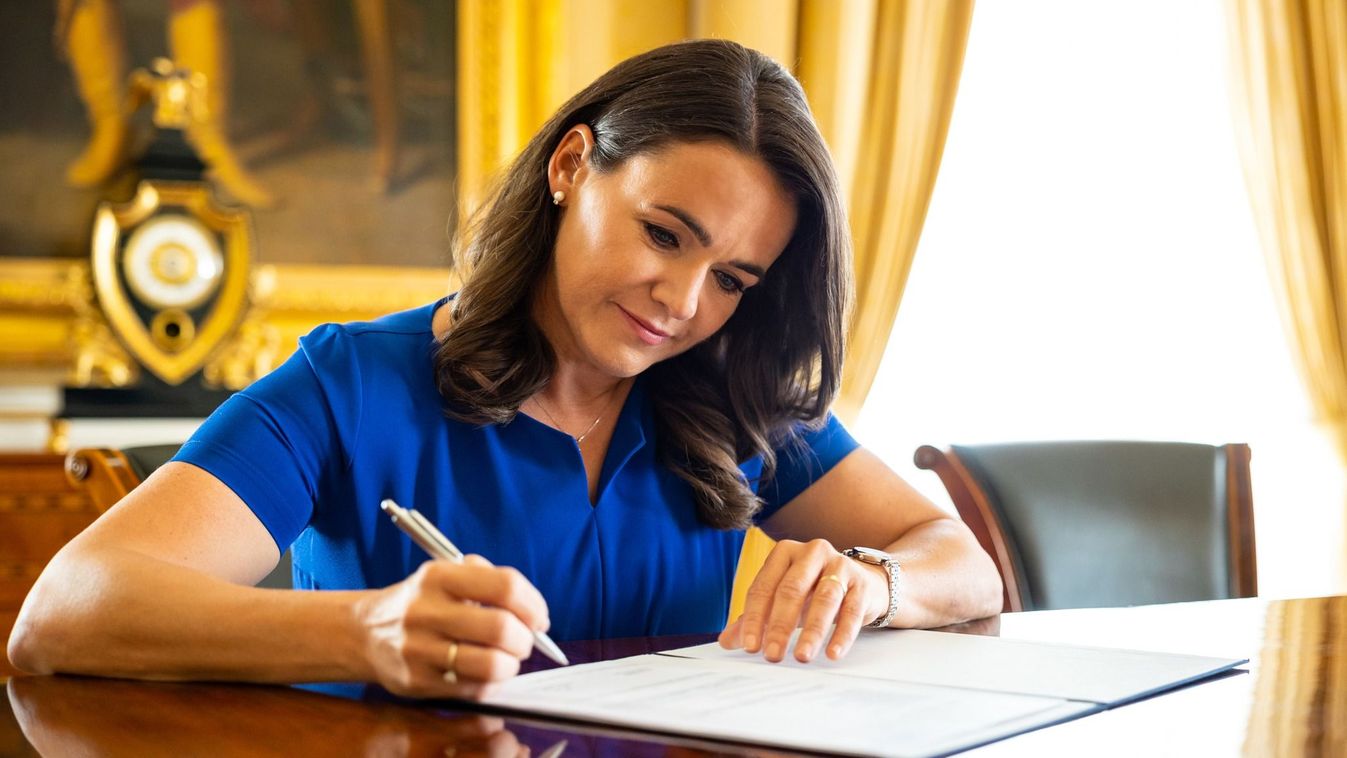 Novák Katalin aláírta a kata módosításáról szóló törvényt