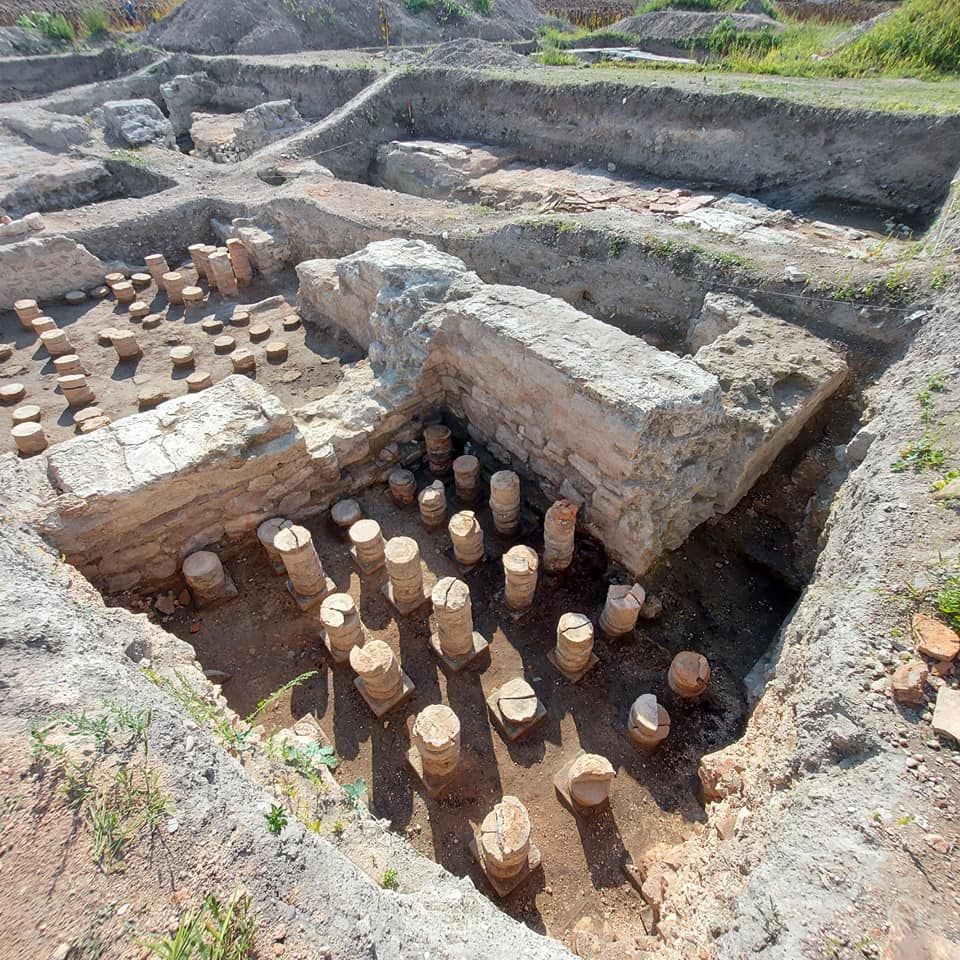 A feltárt római katonai fürdő egy része 