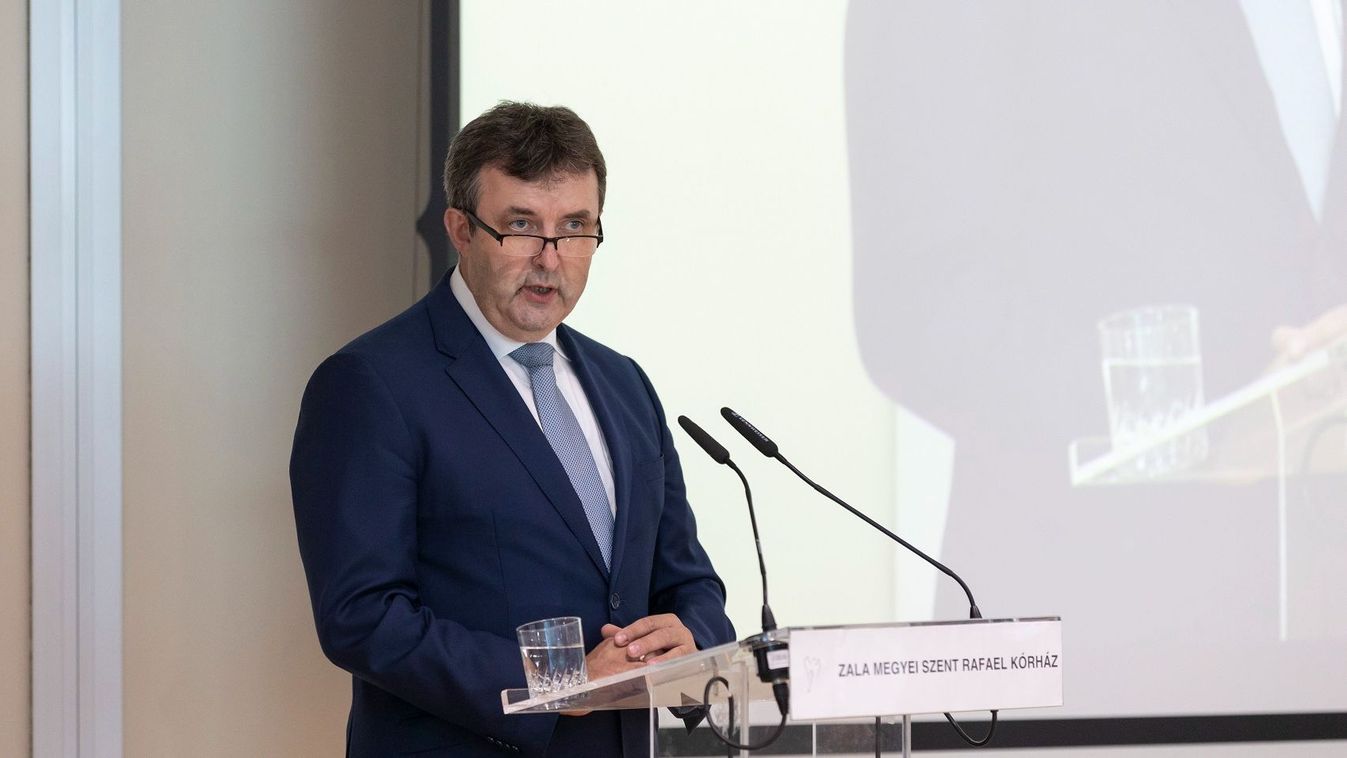 Palkovics: jövőre az egészségügy minden területére több pénz jut