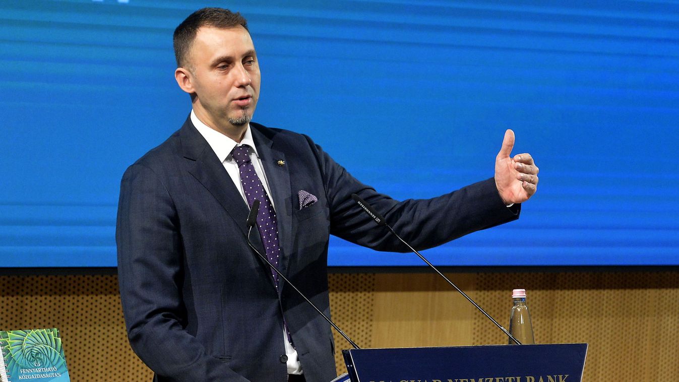 Virág Barnabás: a kamatemelés célja a másodkörös inflációs hatások elkerülése