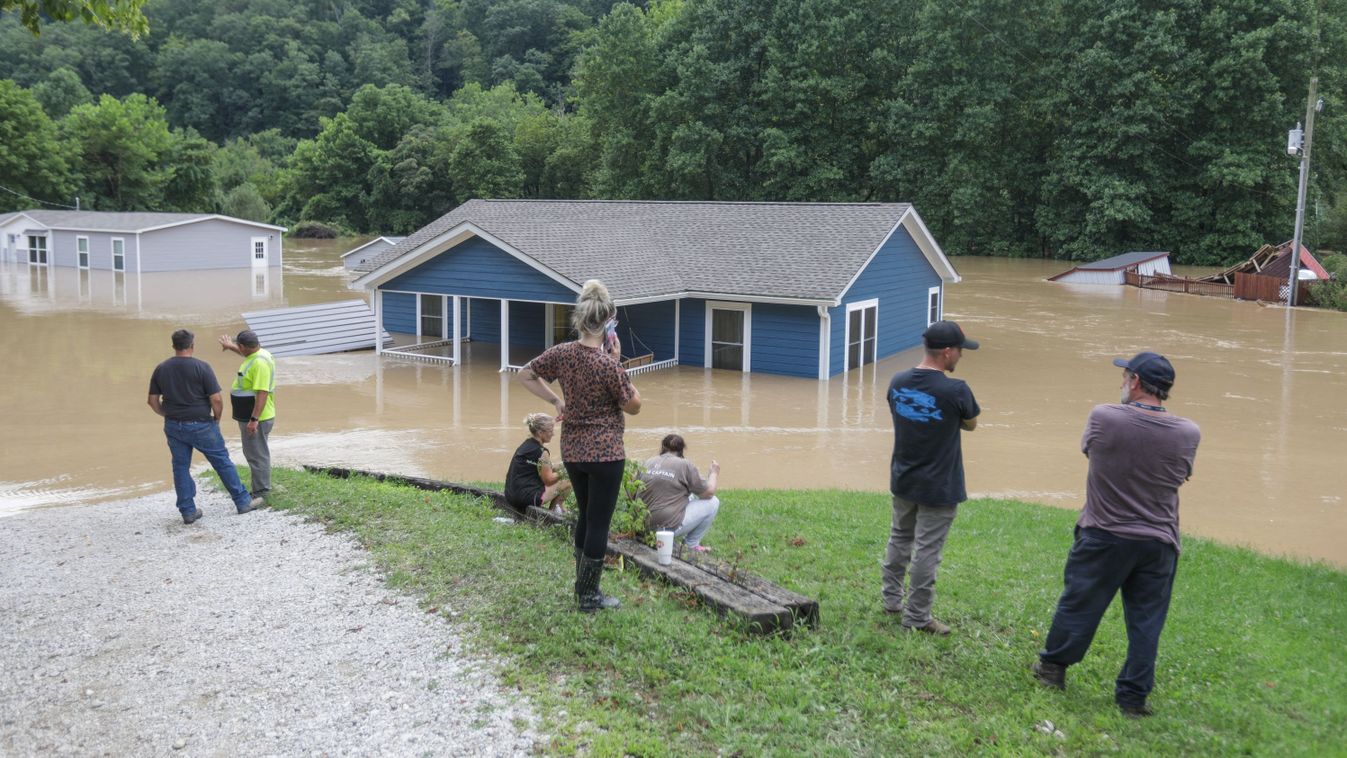 Pusztító áradások Kentuckyban: néhol 20 centiméter eső esett 24 óra alatt (videó)