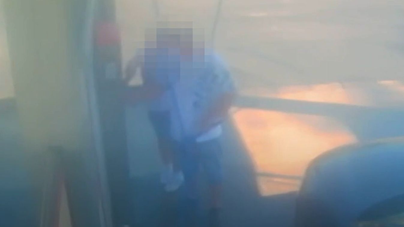 Benyelte az aprót, ököllel ment az automatának egy sofőr a dorogi autómosóban (videó)