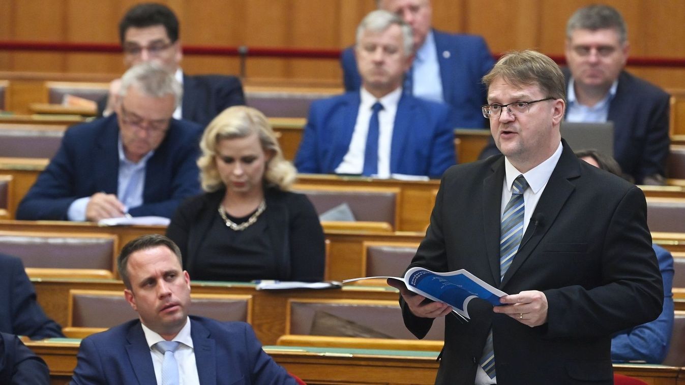 Répássy: a baloldal globális minimumadóval kapcsolatos álláspontja adóemelést jelentene