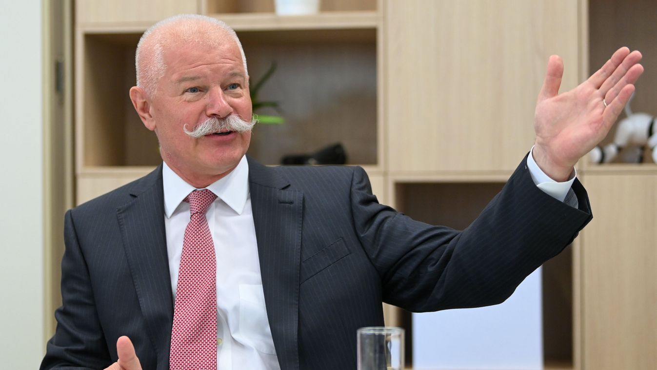Csák: jóval több jogosítványuk lesz az egyetemeknek a hallgatók kiválasztásában